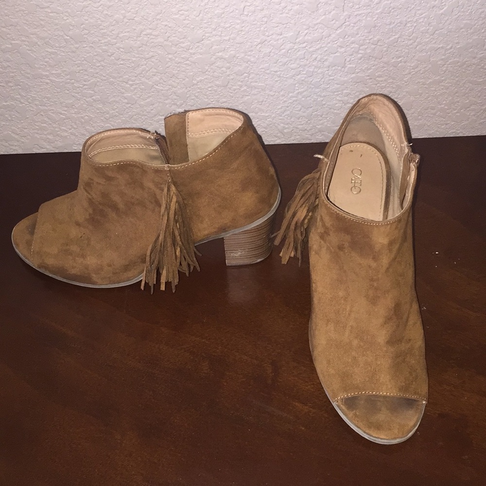 Fringe Wedges